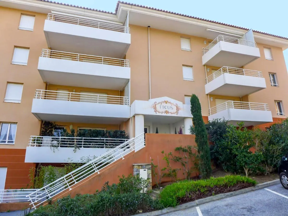 Apartment Le Domaine De La Baie-1 By Interhome كافالير سور مير